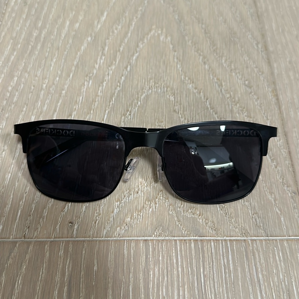 Dockers Sunglasses 🕶️